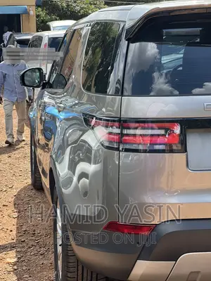 Land Rover Discovery 2018 Gray