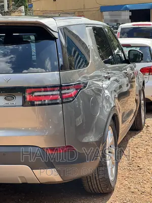 Land Rover Discovery 2018 Gray