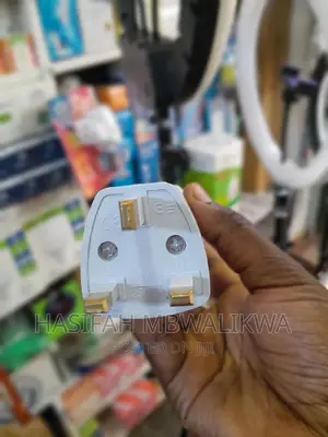 3 Pin Universal Travel Adapter Plug