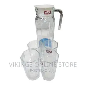 Quality 4 Drinking Glasses Plus 1 Glass Jug