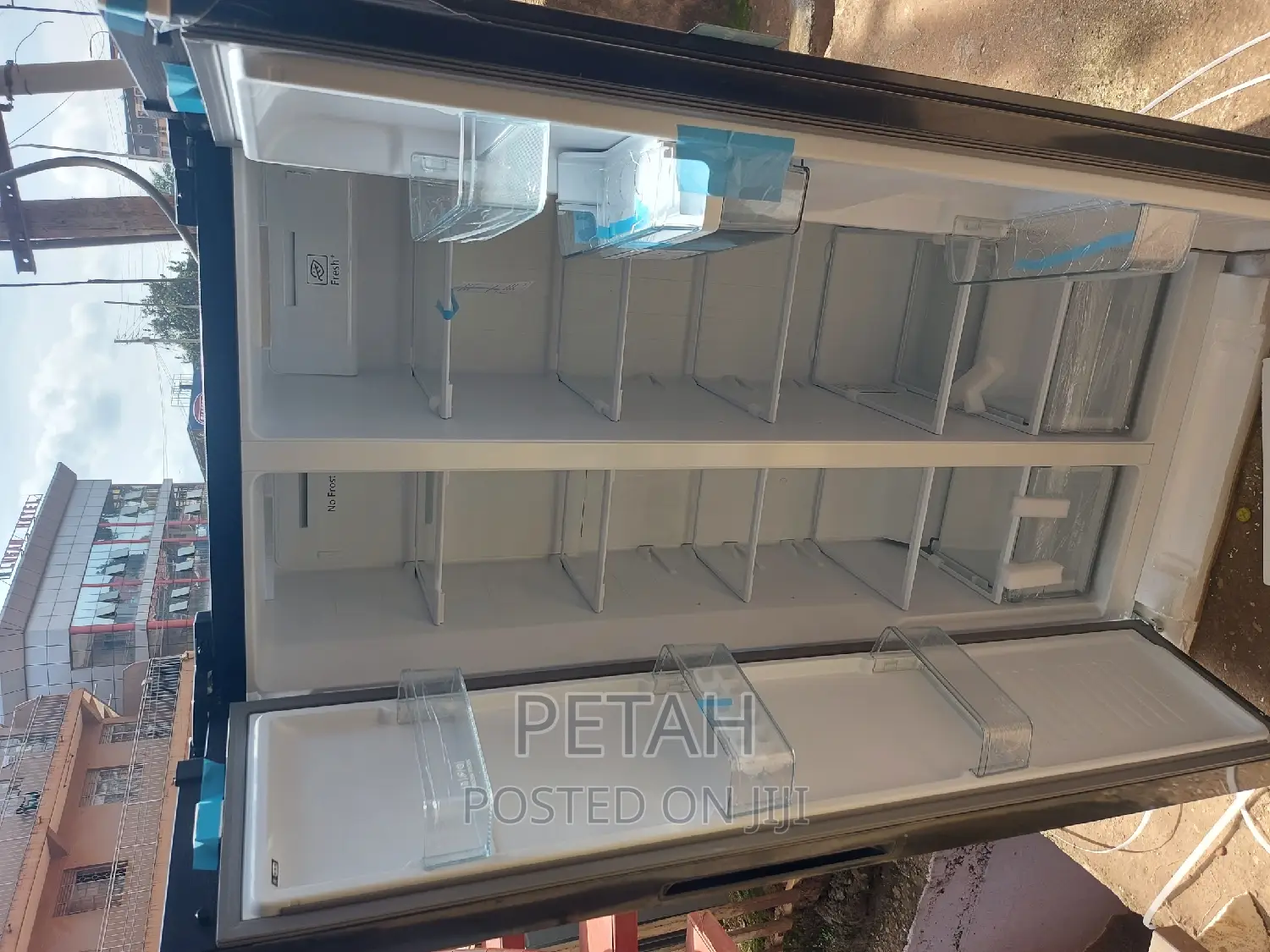 LG Side by Side 670litres Fridge