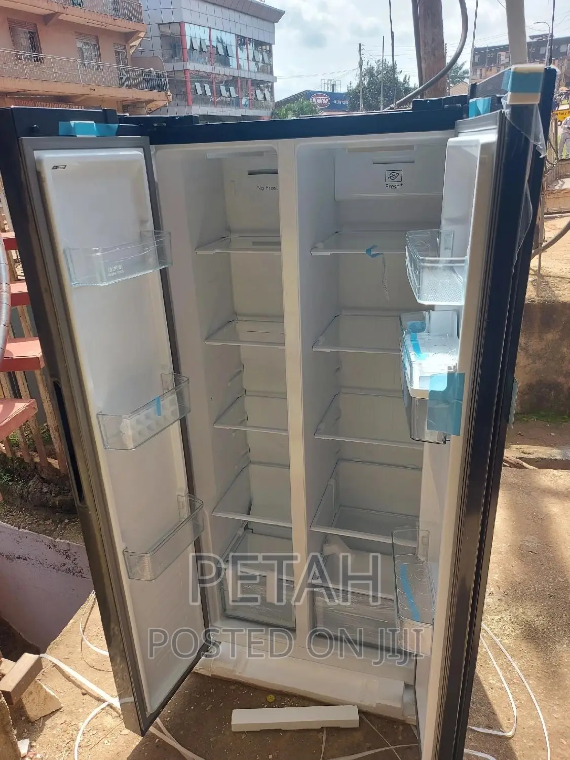 LG Side by Side 670litres Fridge