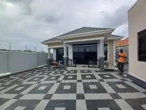Furnished 3bdrm Bungalow in Kira for sale