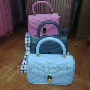 Classy Chain Ring Handbag.( Yellow)