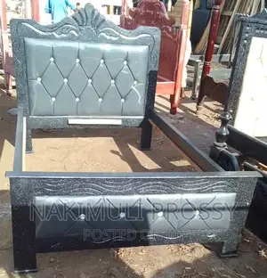 Gray Bed 4x6