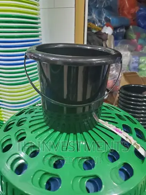 Simple Bucket.