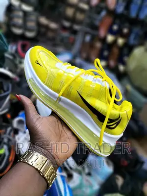 Nike Sneakers 3