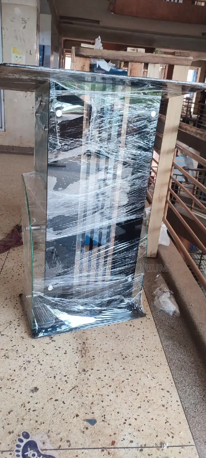 Glass Pulpits