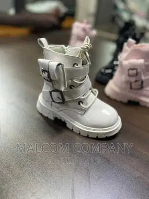Girls White Shoes Size 25,26,27,28,29,30,31,32,33,34,35,36