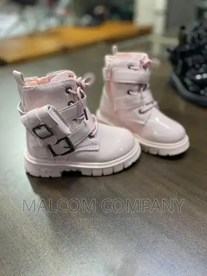 Girls Pink Shoessize 25,26,27,28,29,30,31,32,33,34,35,36