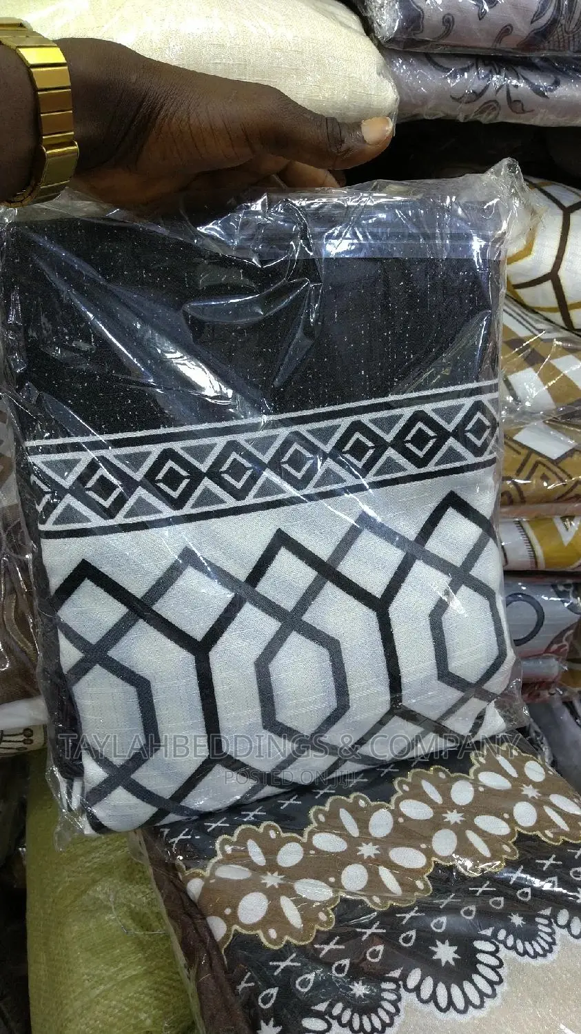 Gray White Foliage Pattern Ring Curtains