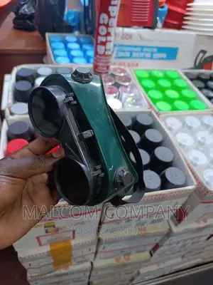 Safety Black Goggles/ Eyes Glass
