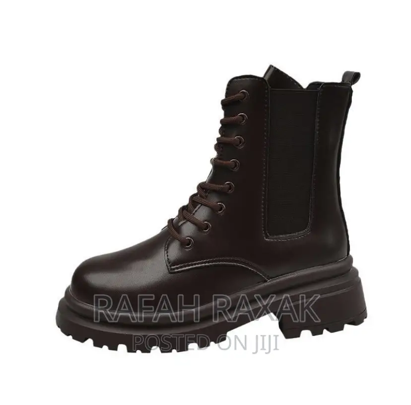 Classic Ladies Fashion Boots