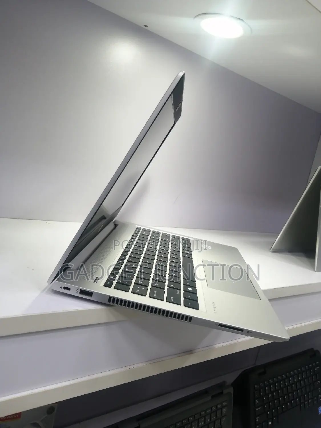 New Laptop HP ProBook 440 G7 16GB Intel Core I7 SSD 512GB