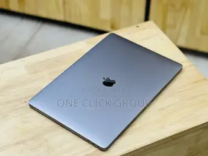 New Laptop Apple MacBook Pro 2019 32GB Intel Core I9 SSHD (Hybrid) 2T