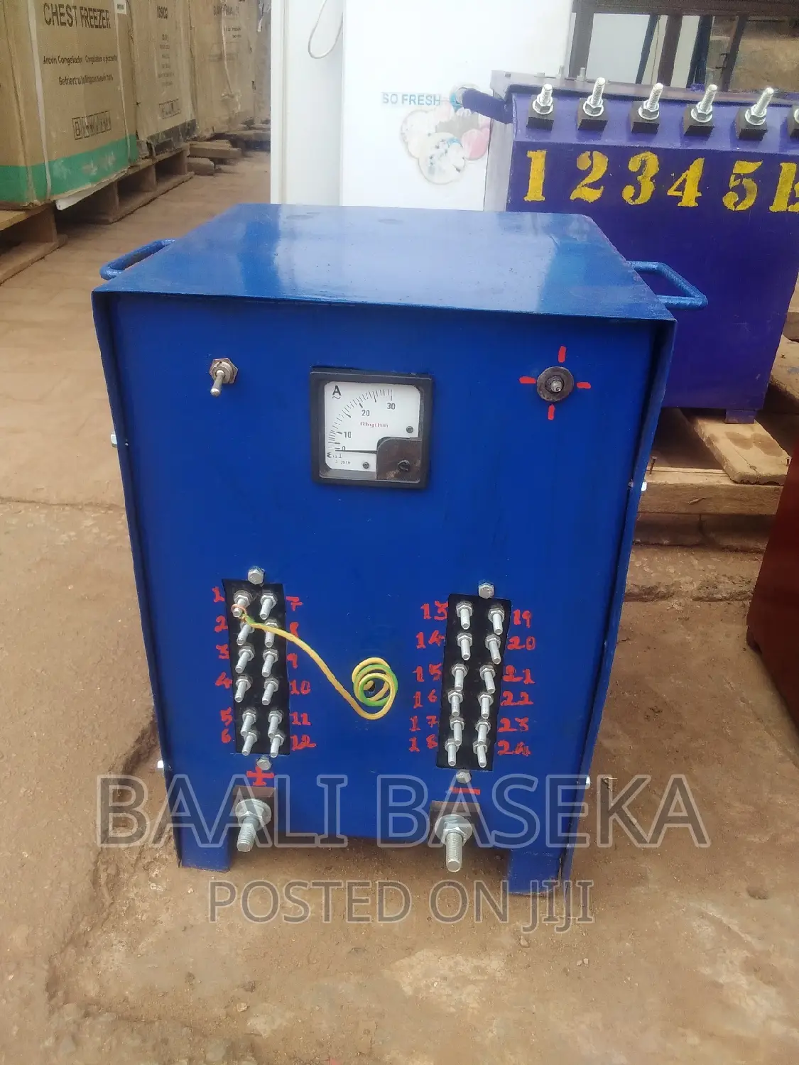 Battery Charger/24 Battery Charger