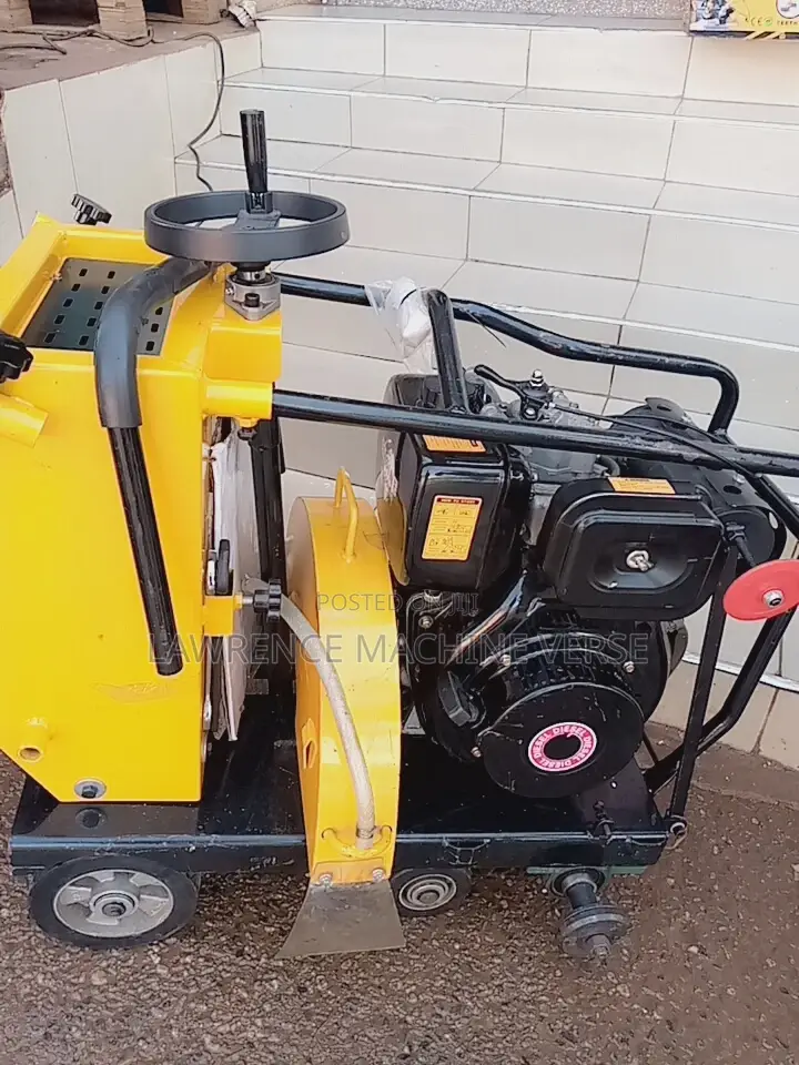 Diesel Concrete Cutter
