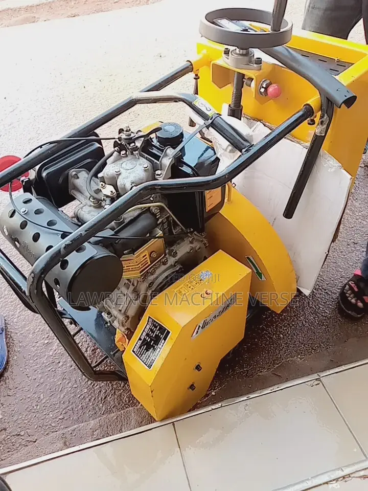 Diesel Concrete Cutter
