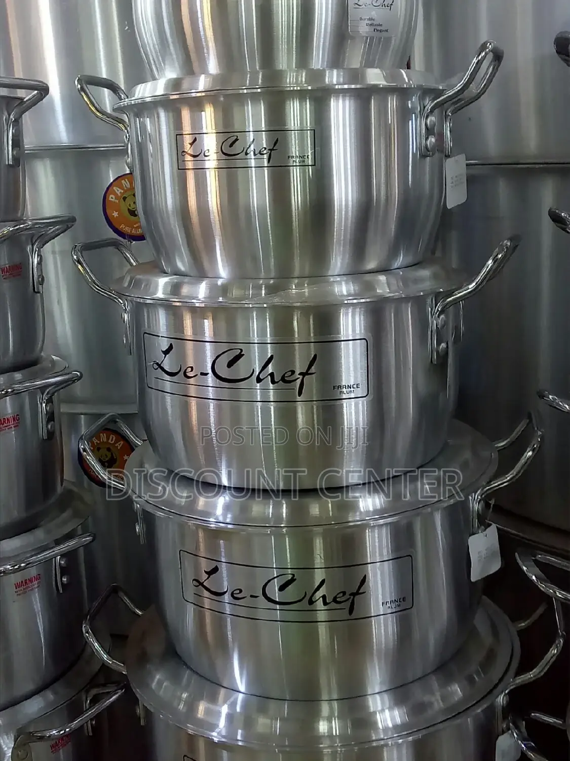 Heavy Duty Aluminum Cookware Sizable Le -Chef Saucepans