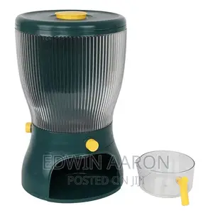 4 Grid Dry Food Storage Container