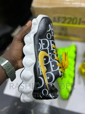 Blade Running Shoes