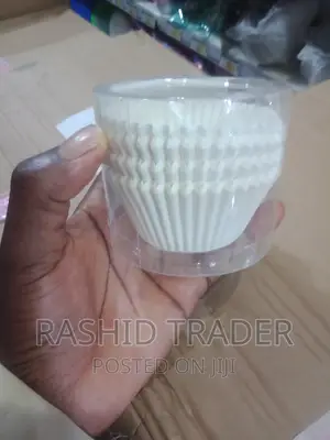 100pcs Multcolour Cup Cakes