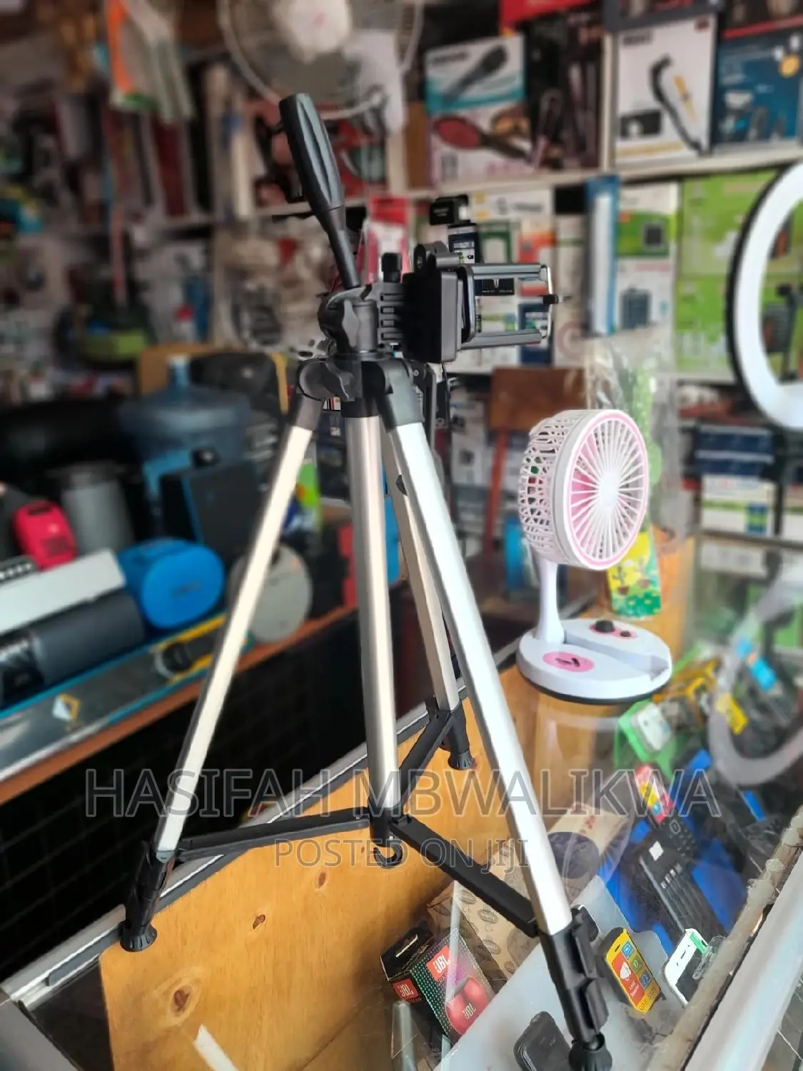 Extendable Phone Camera Tripod Stand.