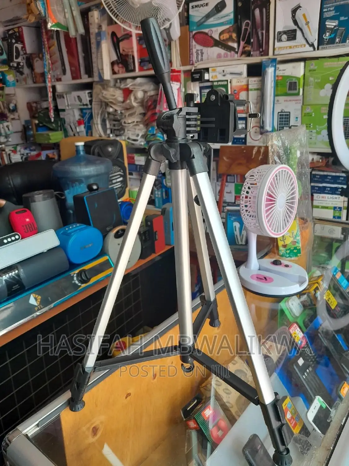 Extendable Phone Camera Tripod Stand.