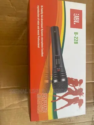 JBL Wired Microphone