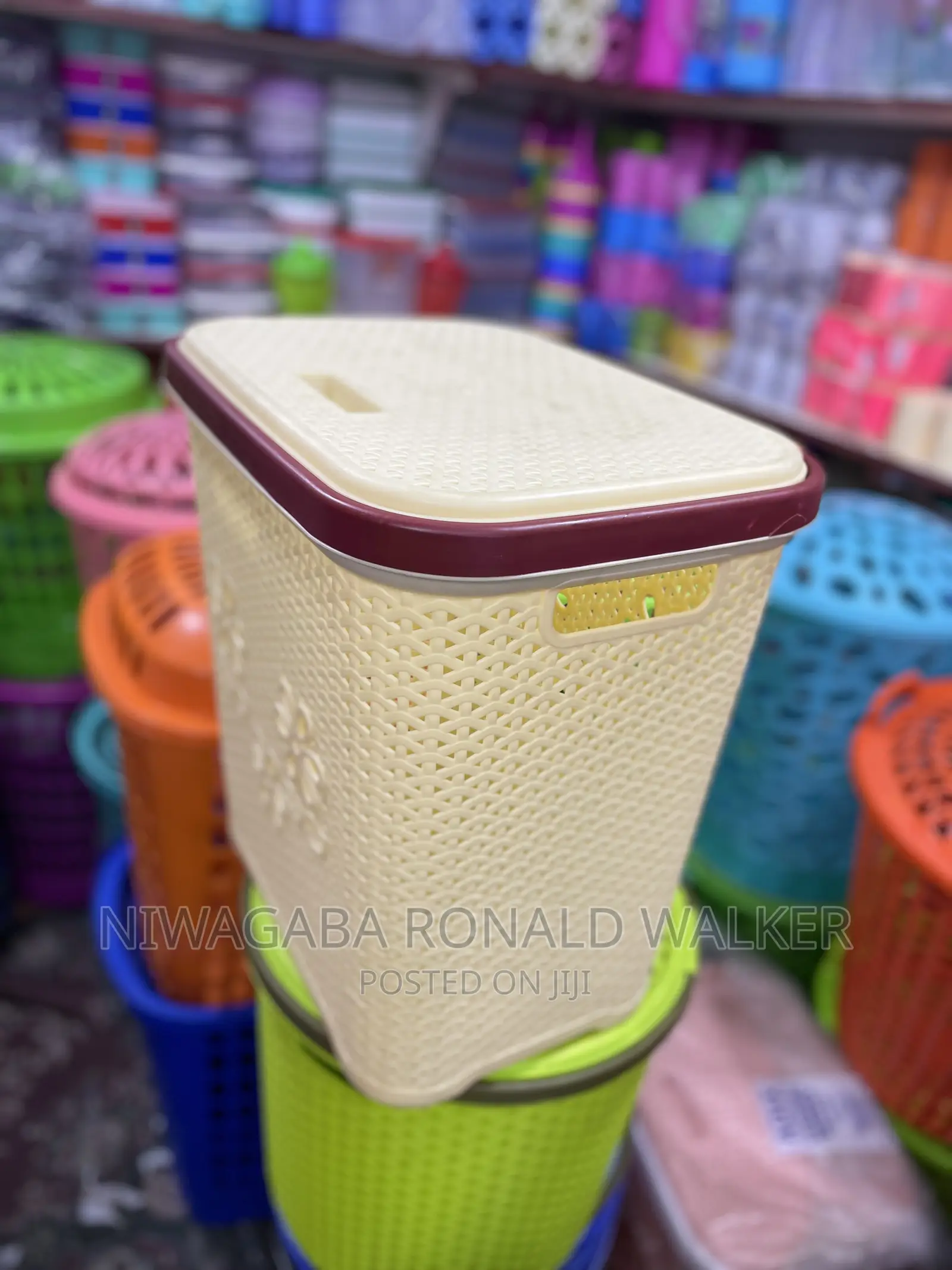 Classic Laudry Basket With Cover