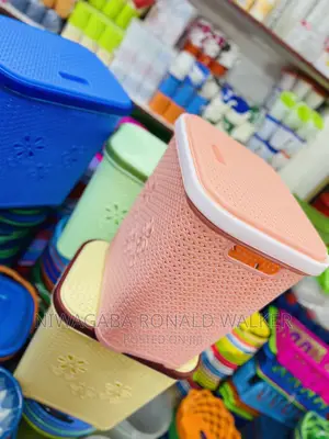 Classic Laudry Basket With Cover