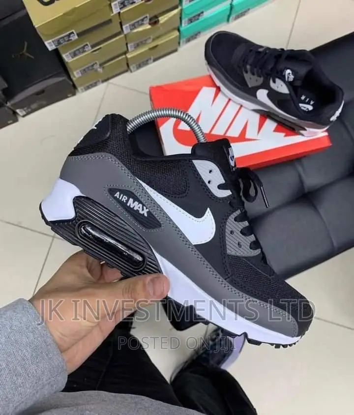 NIKE Airmax