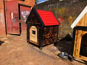 MNVVG Nice Dog House Available