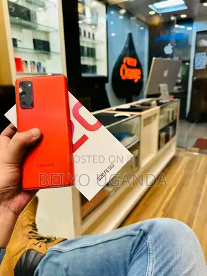 Samsung Galaxy S20 FE 128 GB Red