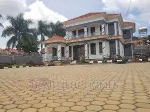 Furnished 5bdrm Duplex in Kajjansi Entebbe, Central Division for sale