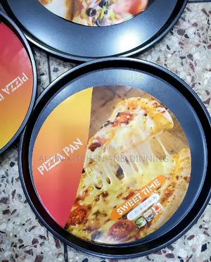 Pizza Pans a Set of 3pcs,