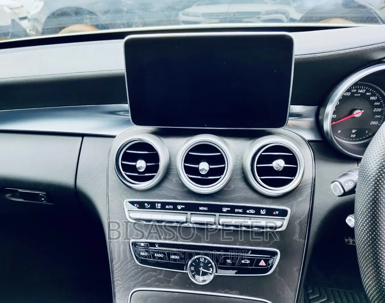 Mercedes-Benz C200 2015 White