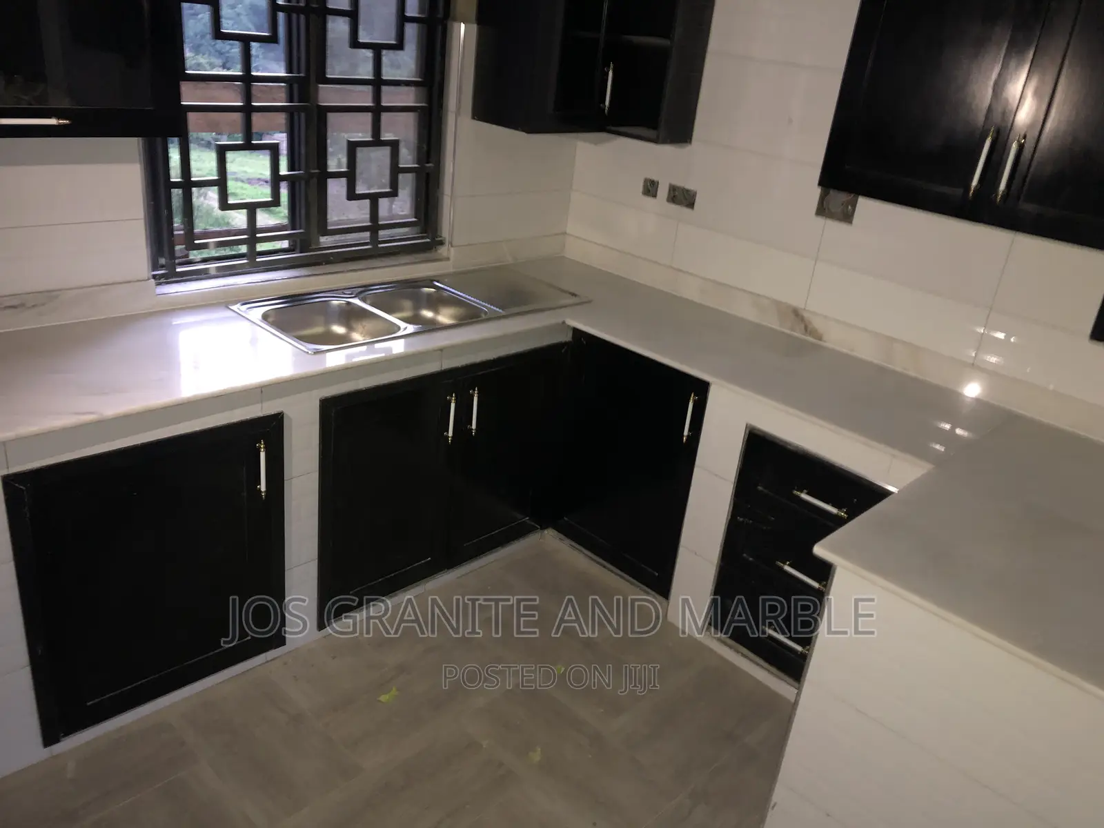 Natural White Marble Countertops