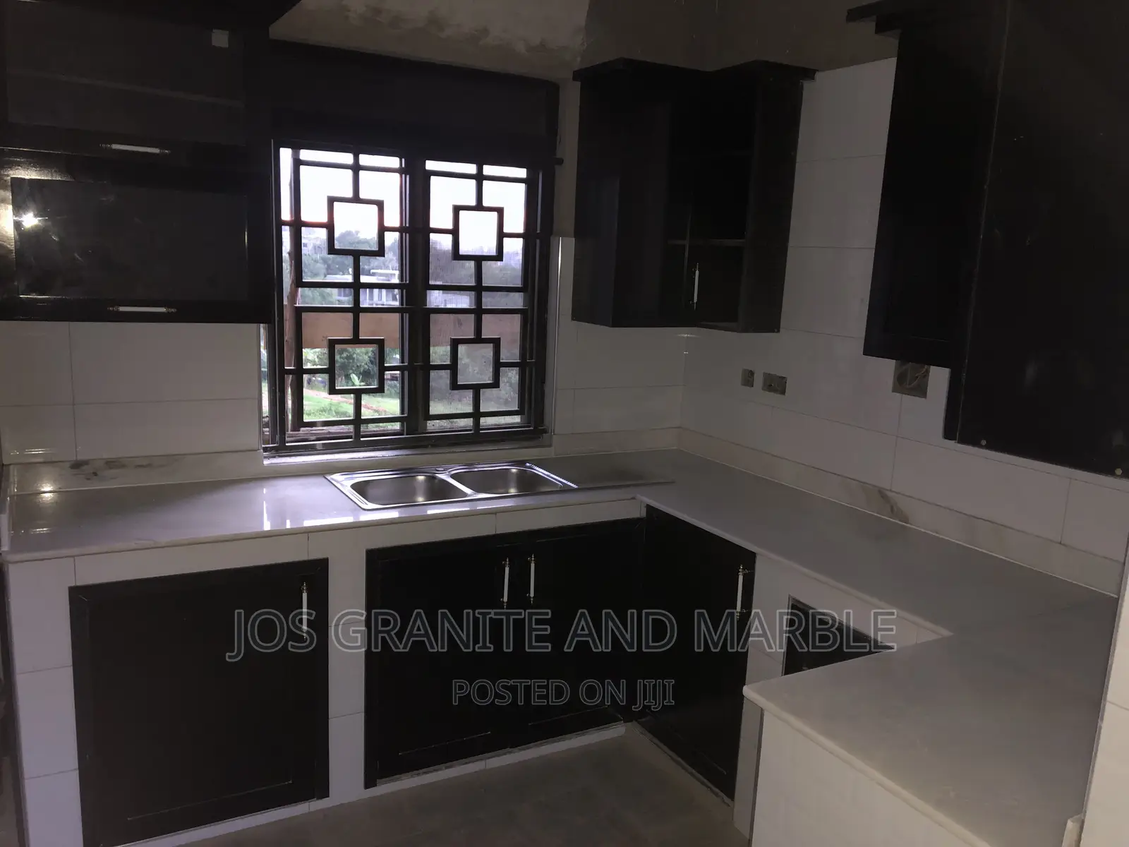 Natural White Marble Countertops