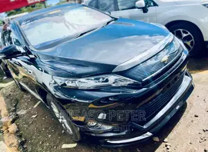 Toyota Harrier 2.5 Hybrid 4WD 2014 Black