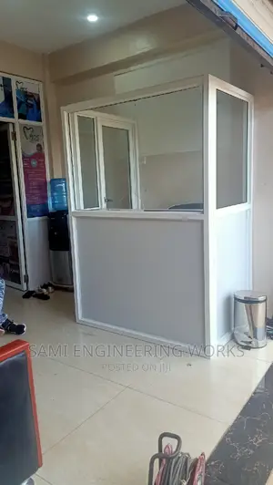 Aluminum Partitioning Reception