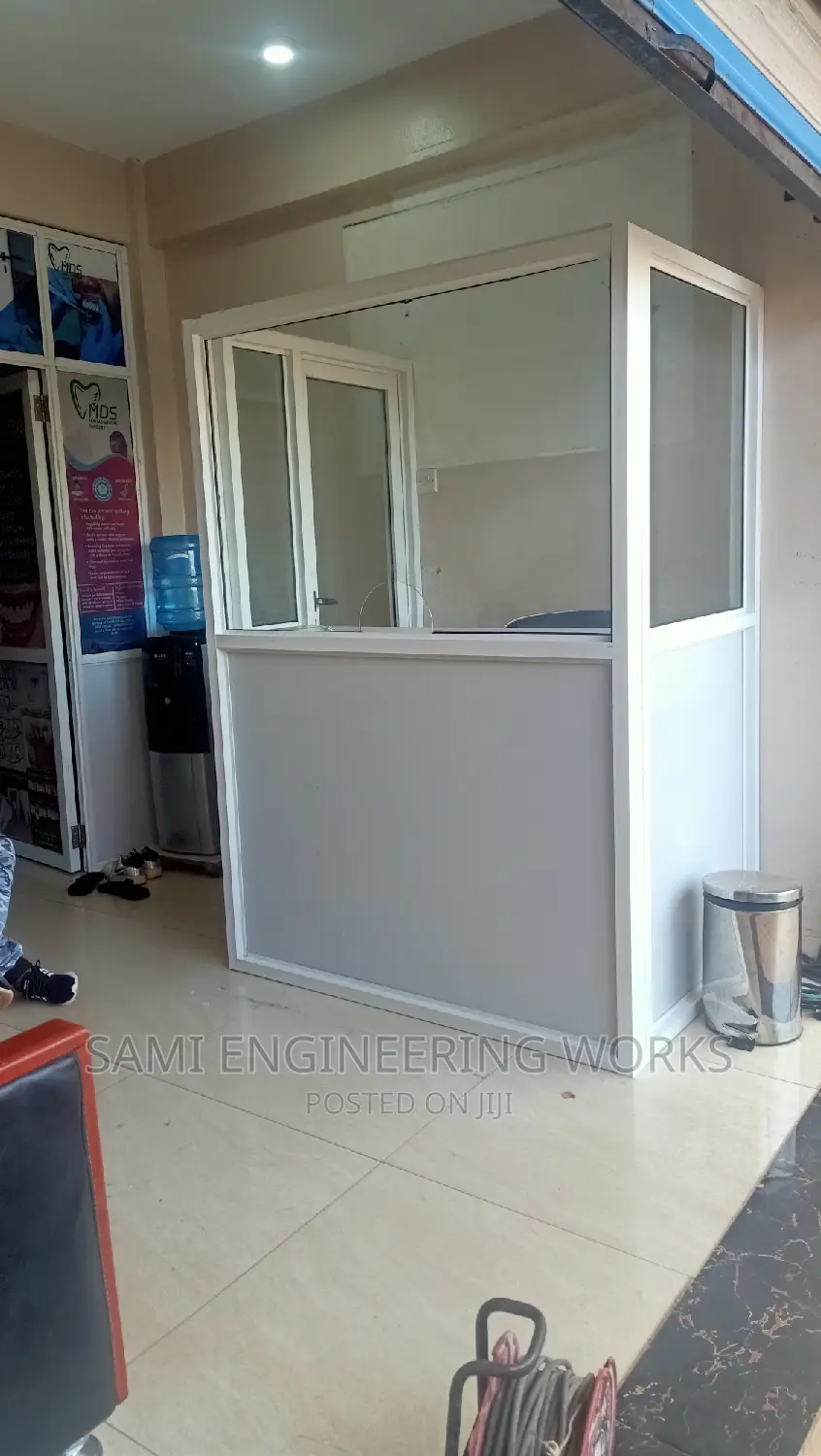 Aluminum Partitioning Reception
