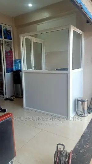 Aluminum Partitioning Reception