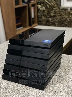 Play Station 4