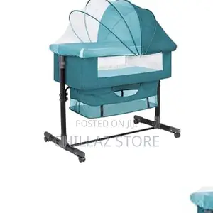 Foldable Baby Crib.