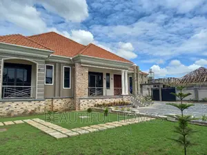 Furnished 5bdrm Bungalow in Kira Ministers, Central Division for sale