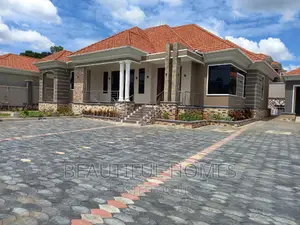 Furnished 5bdrm Mansion in Kira First Class for sale
