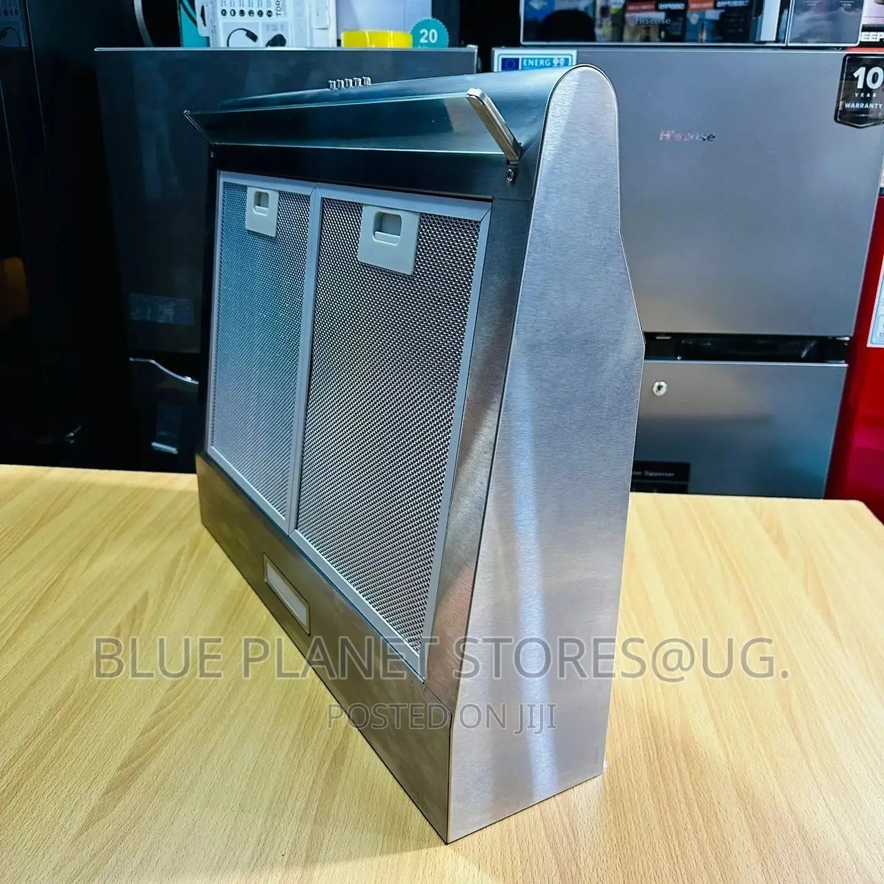 Hisense "60cm" Chimney/Cooker Hoods \\ 71.5w \\ Hho60pass