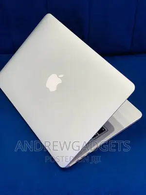 Laptop Apple MacBook Pro 2015 8GB Intel Core i5 SSD 128GB