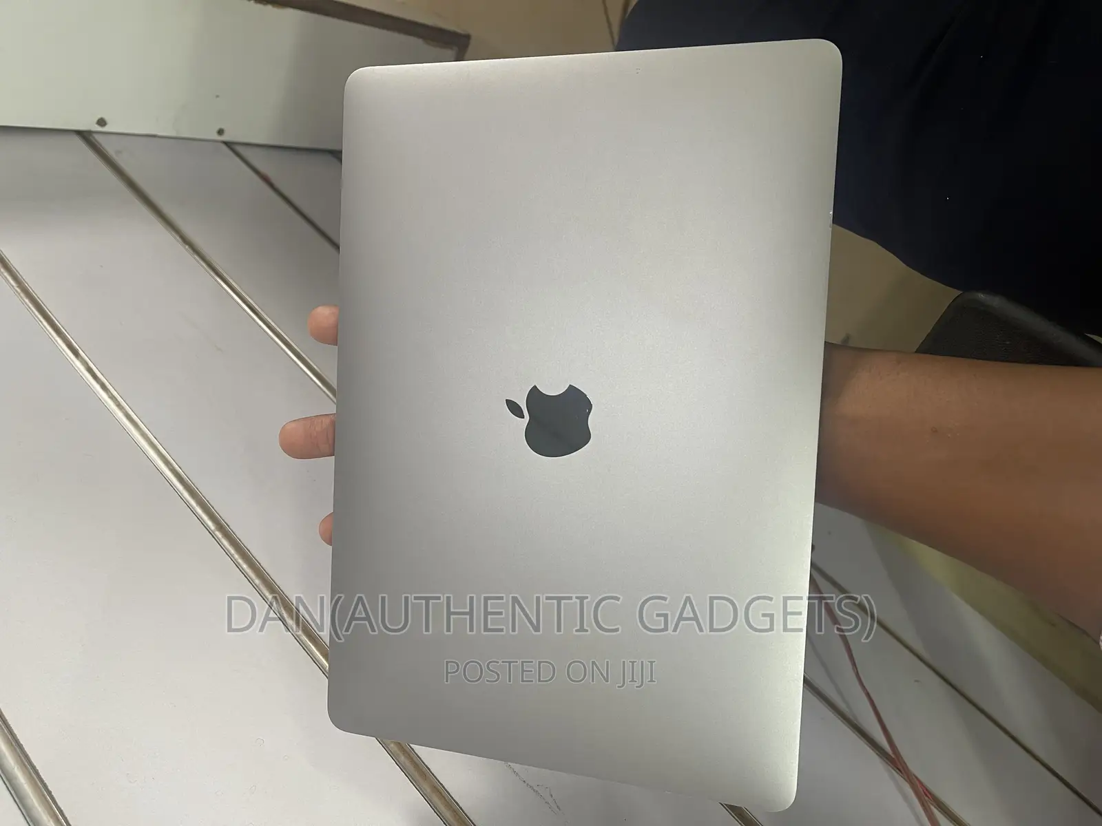 Laptop Apple MacBook Pro 2019 16GB Intel Core I7 SSD 256GB